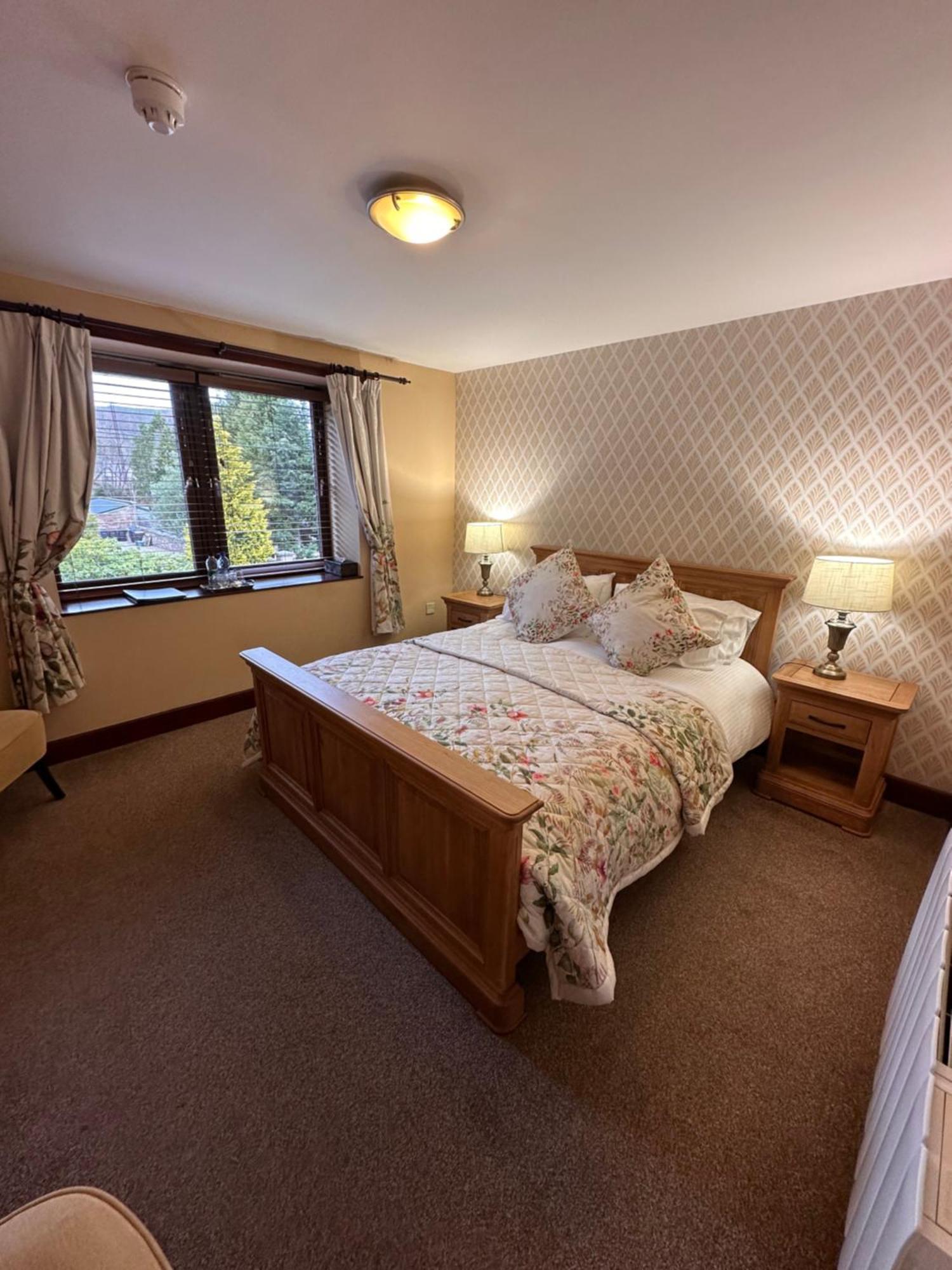 The Auld Kirk Bed and Breakfast Ballater Εξωτερικό φωτογραφία